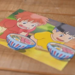 Carte Postale Ponyo & Sosuke ramen - Ponyo sur la falaise