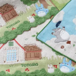 Serviette Totoro dans le ciel 34x80 cm - Mon Voisin Totoro