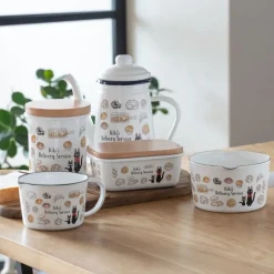 Tasse à mesurer émail Viennoiseries 450ml - Kiki la petite sorcière