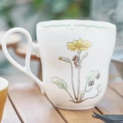 Tasse Totoro Chapeau de Fleurs Jaunes - Mon Voisin Totoro